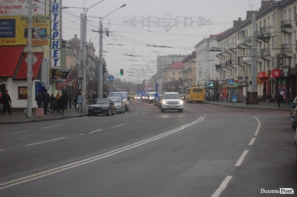 У Луцьку відбувся автопробіг за Європу. ФОТО