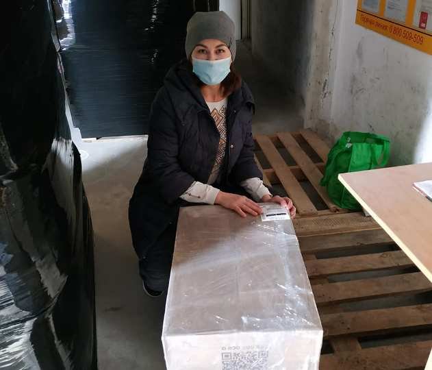 Волинянки власноруч напекли солодощів і передали бійцям на Схід