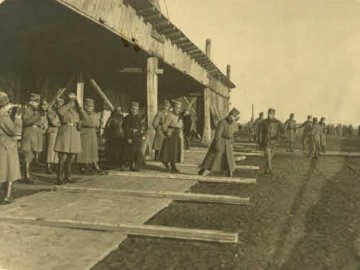 Австрійці у Луцьку 100 років тому. РЕТРОФОТО