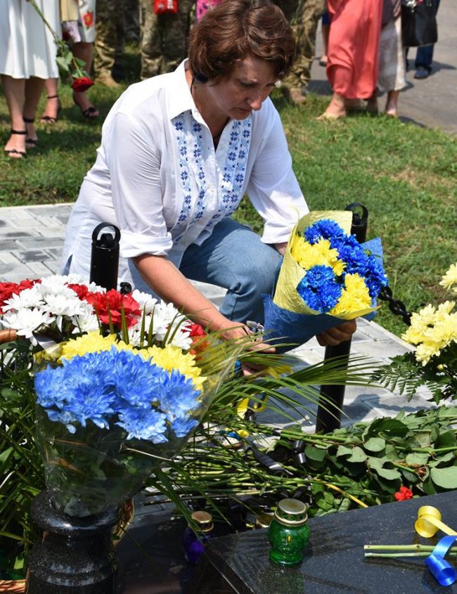 Загиблому бійцю волинської бригади відкрили пам'ятну дошку в Лисичанську