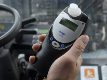 Поблизу ковельського нічного клубу спіймали п'яного за кермом