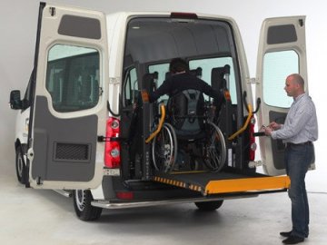 Інклюзивному центру на Волині придбають автомобіль для людей на візках за півтора мільйона гривень