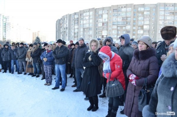  У Луцьку помолилися за загиблих у Києві і волю України. ФОТО