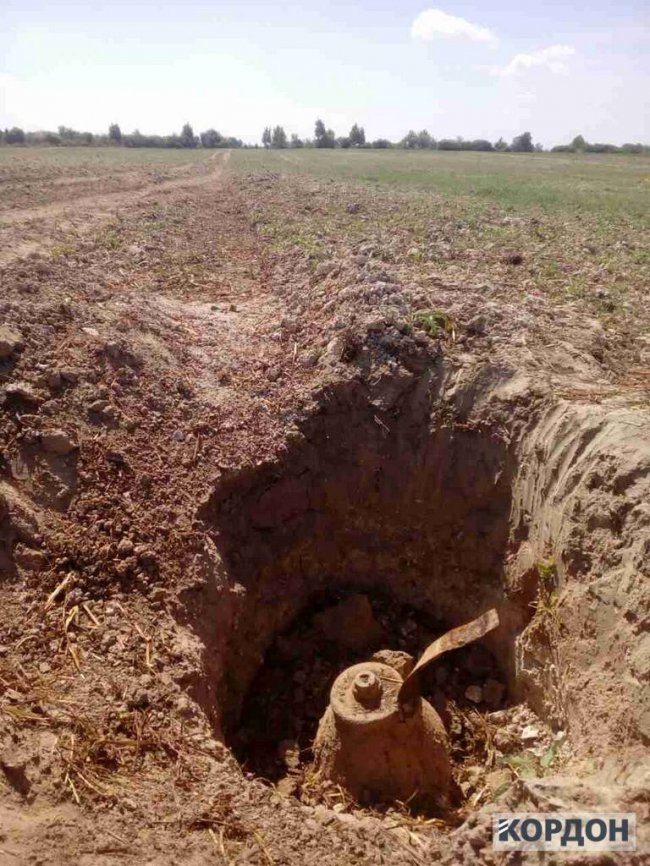 Біля волинського села знайшли авіабомбу