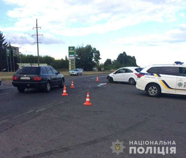 На трасі Устилуг-Луцьк-Рівне – подвійна аварія з потерпілими. ФОТО