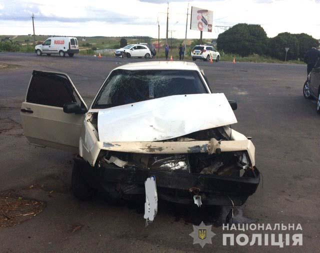 На трасі Устилуг-Луцьк-Рівне – подвійна аварія з потерпілими. ФОТО