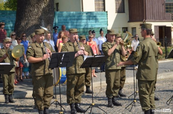 Волинській поліції передали 38 автомобілів з ЄС. ФОТО 