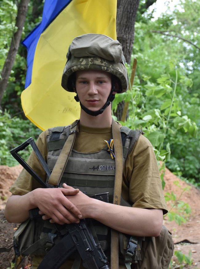 «Мамо, я живий-здоровий», - волинський воїн дав інтерв’ю під обстрілом