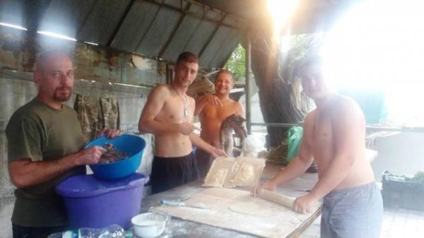 За що бійці АТО люблять котів. ФОТОРЕПОРТАЖ