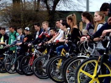 У Нововолинську відбувся велоквест до Всесвітнього дня здоров’я. ФОТО