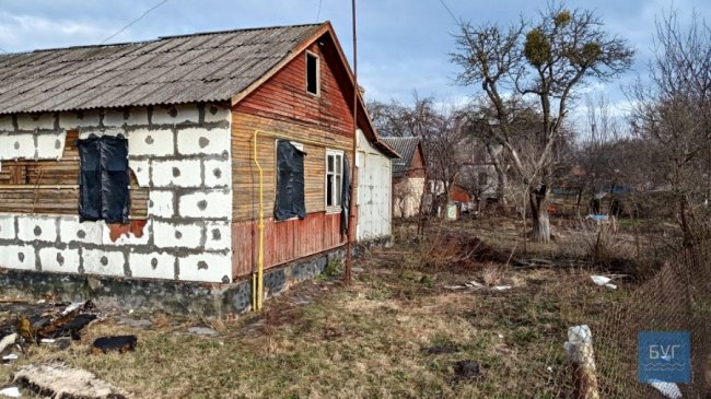 У Володимирі через коротке замикання електромережі горів будинок. ВІДЕО