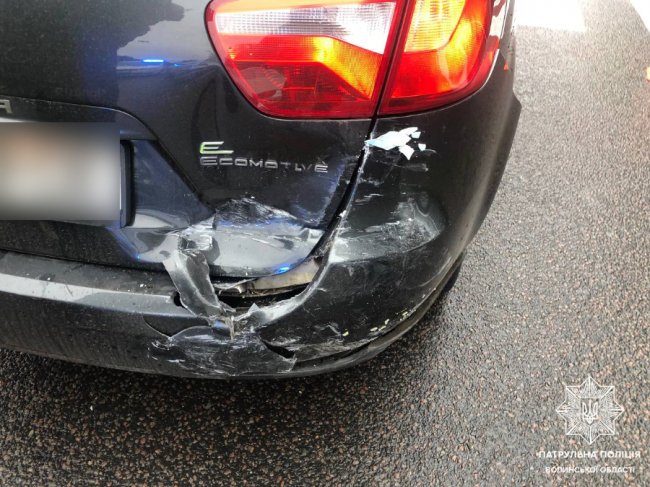 У Луцьку зіткнулися легковики