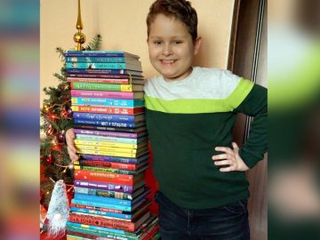 11-річний школяр з Луцька за рік прочитав 70 книг. ФОТО. ВІДЕО