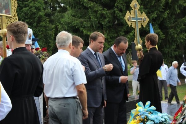 У Луцьку вшанували загиблих у війні з фашистами. ФОТО