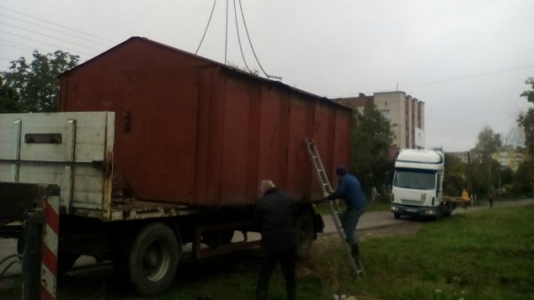 У Луцьку демонтували тимчасові споруди. ФОТО