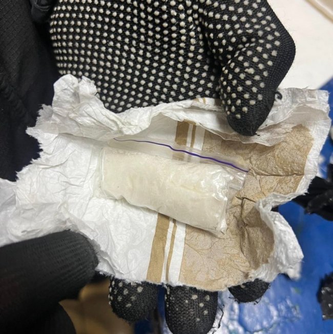 Через «Ягодин» водій вантажівки у кишені намагався провезти психотропні речовини