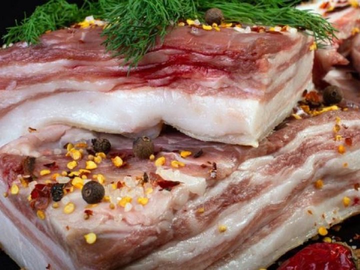 В Україні ціни на сало різко зросли: які причини