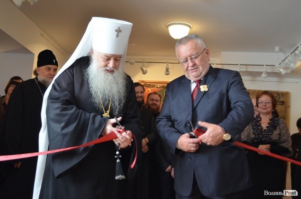 У Луцьку показали нагороди, які дає церква за заслуги. ФОТО