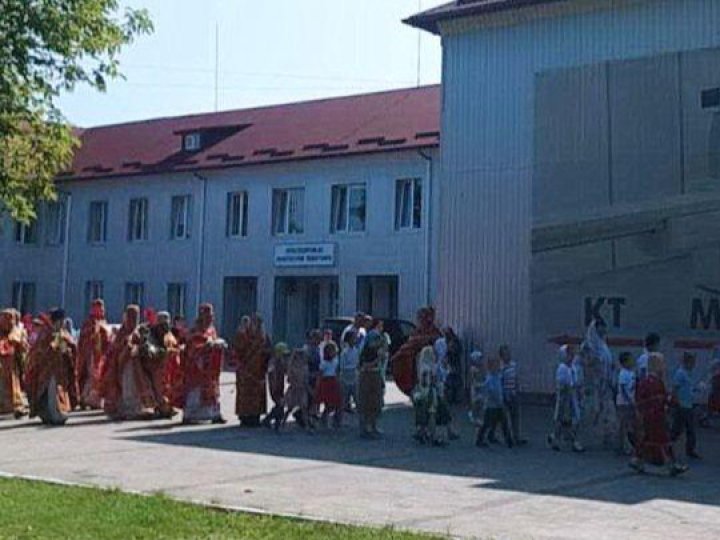 У Ковелі судили священника УПЦ МП за проведення пішої ходи по території лікарні без дозволу влади