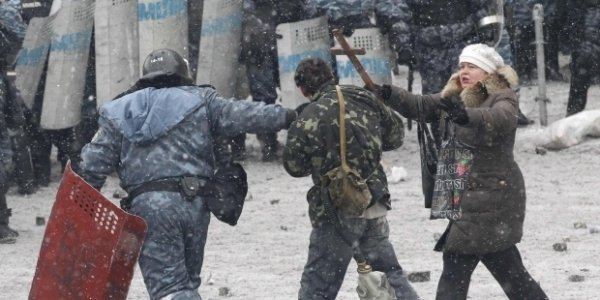  Як силовики «зачищали» людей на Грушевського. ФОТО