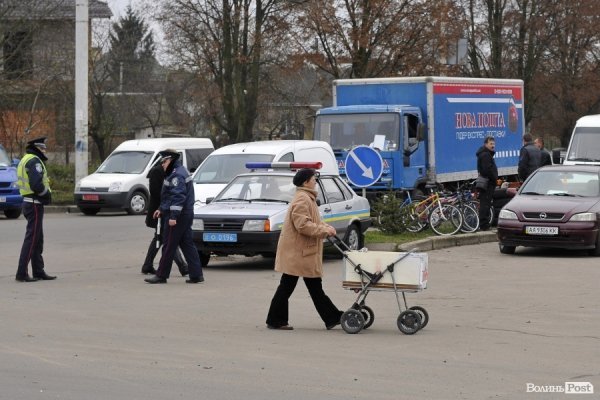 Луцький авторинок. БУДНІ МІСТА