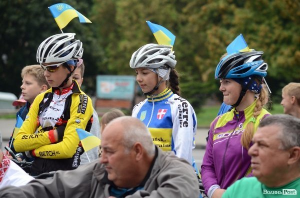 У Луцьку - патріотичний велопробіг. ФОТОРЕПОРТАЖ