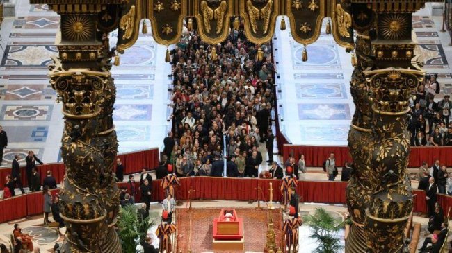 У Ватикані 26 квітня попрощаються з Папою Римським