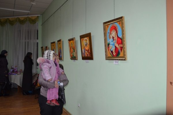 Луцькі майстри презентують своє мистецтво у Ковелі. ФОТО