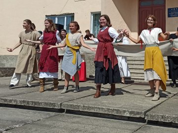 Сотні гостей, народні майстри, театралізовані дійства, майстерки та концерти: Торчин ярмаркує з середньовічним розмахом.ФОТО