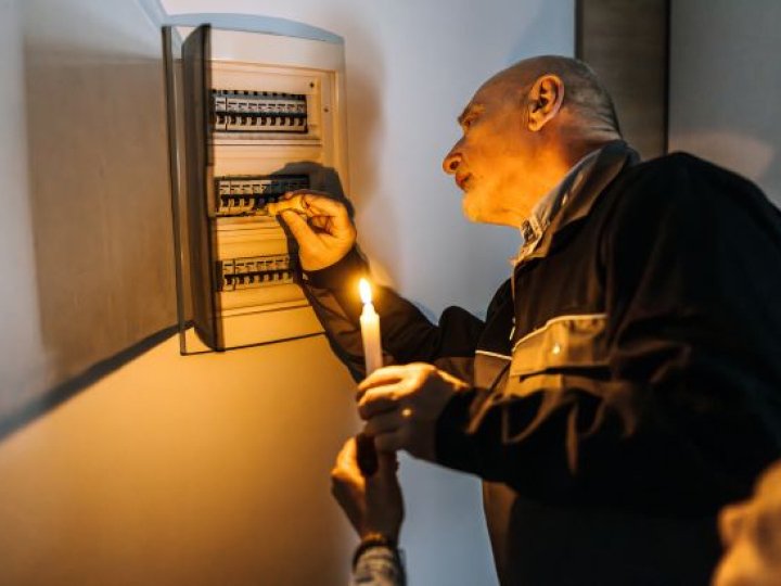 Відключення посиляться: в «Укренерго» оприлюднили графіки на 30 листопада