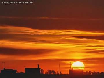 Луцький фотограф показав дивовижні фото світанку