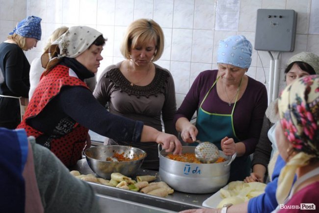 Як у селі під Луцьком ліпили вареники на Схід