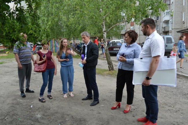 У Ковелі взялися за ремонт прибудинкових територій