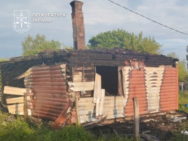 Спалив хату батька співмешканки: 36-річного волинянина судили вдесяте