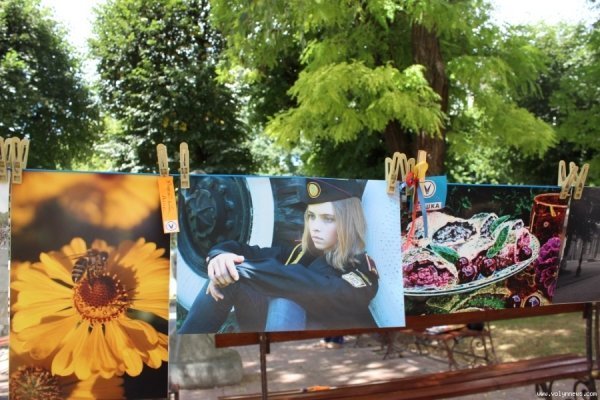 У центрі Луцька ‒ фотовиставка в сквері. ФОТО