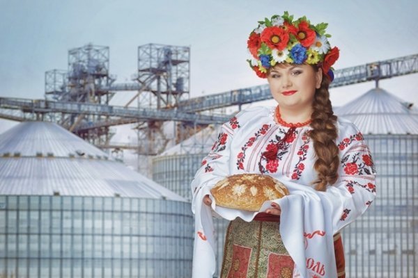 Партія регіонів і креатив: календар з фотографіями  жінок - членів партії