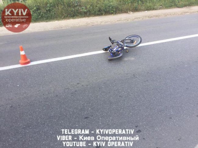 У Києві авто збило двох дітей. П'яний водій хотів утекти