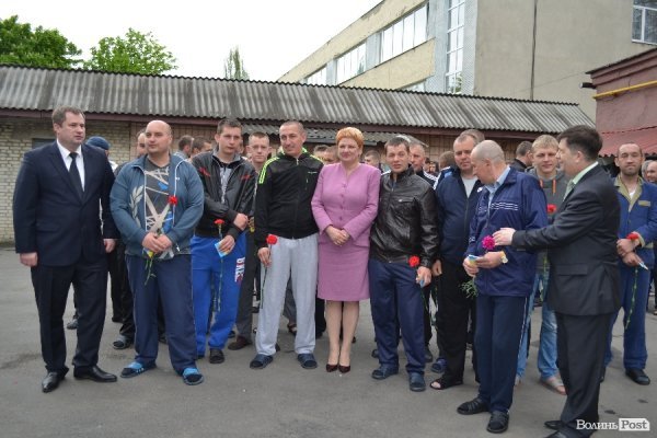 У Луцьку вітали ветеранів АТО, які лікуються у військовому госпіталі. ФОТО