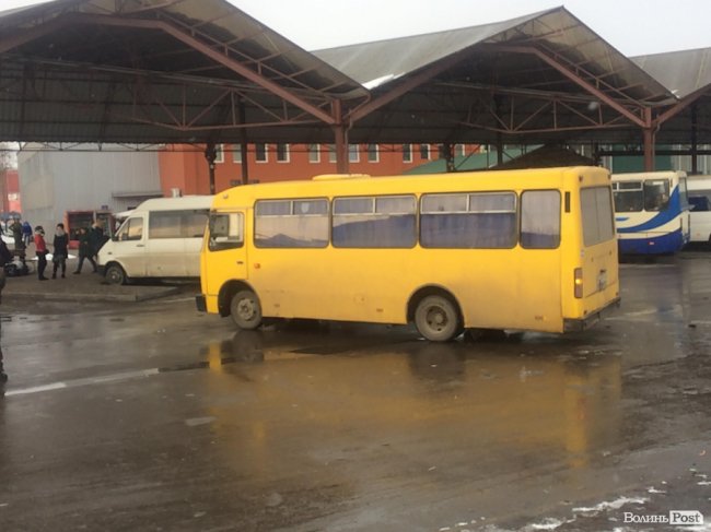 У Луцьку - аварія на автостанції. ФОТО
