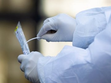 Цифри ковіду: оприлюднили статистику щодо недуги в Україні за добу