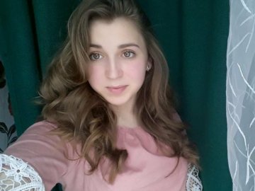 Молода волинянка, яка постраждала в аварії, потребує допомоги