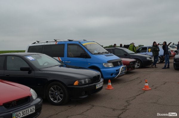 Під Луцьком визначили переможця з дрег-рейсінгу. ФОТО