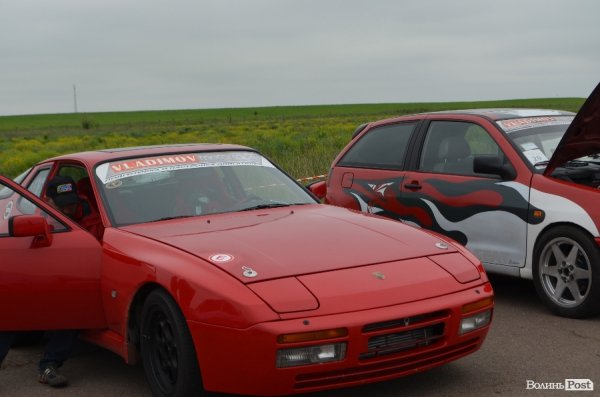 Під Луцьком визначили переможця з дрег-рейсінгу. ФОТО