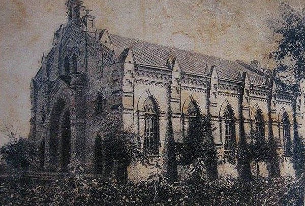 Православні і баптисти «воюють» за руїни на Волині