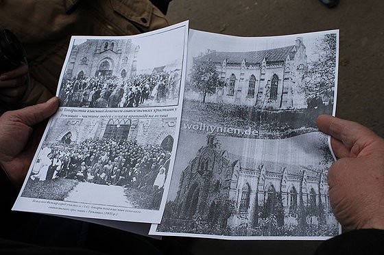 Православні і баптисти «воюють» за руїни на Волині