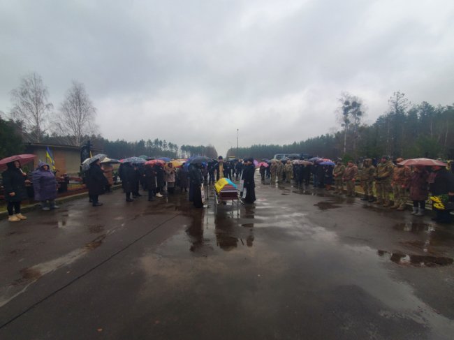 Поховали воїна з Волині Олександра Брисюка, який поліг на Харківщині