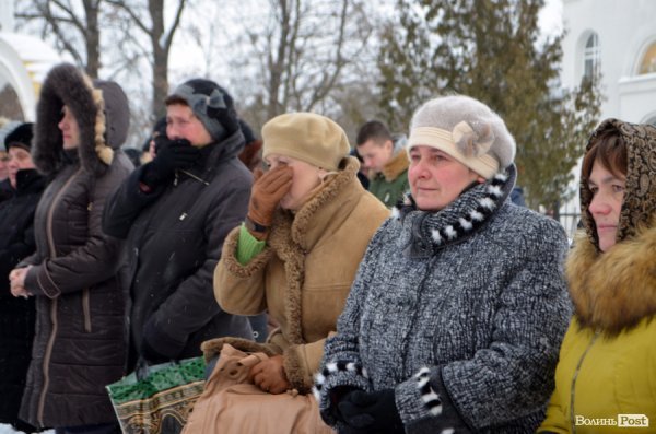 «Десантник пішов у небо»:  у Ківерцях поховали Героя Маріса Камінського