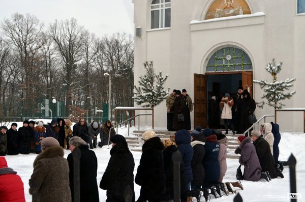 «Десантник пішов у небо»:  у Ківерцях поховали Героя Маріса Камінського