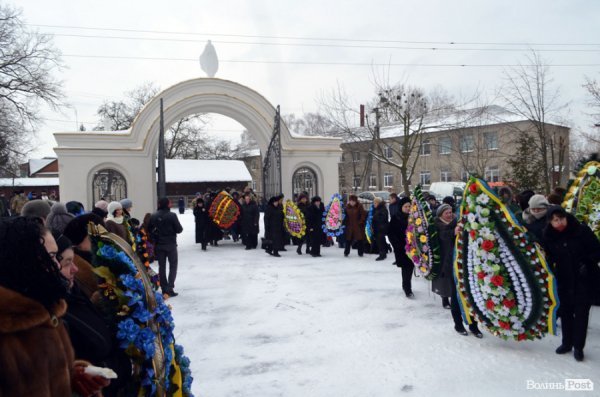 «Десантник пішов у небо»:  у Ківерцях поховали Героя Маріса Камінського