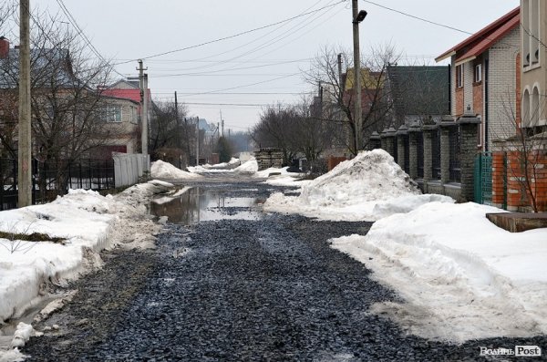 Через відлигу «плаває» приватний сектор у Луцьку. ФОТО